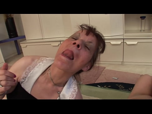 ❤️ Kaks vanaema ja üks vanaisa teevad kolmekesi ❤❌ Porno at et.porn-93.ru