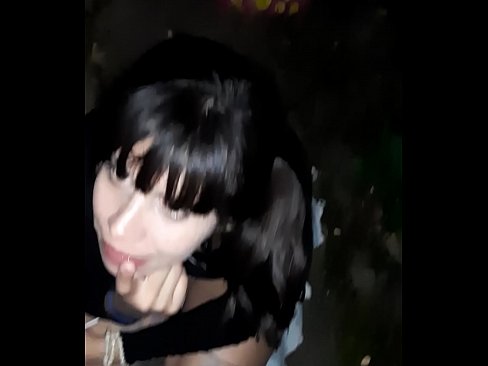 ❤️ Tänaval paisunud peenise vastu kommi eest ❤❌ Porno at et.porn-93.ru